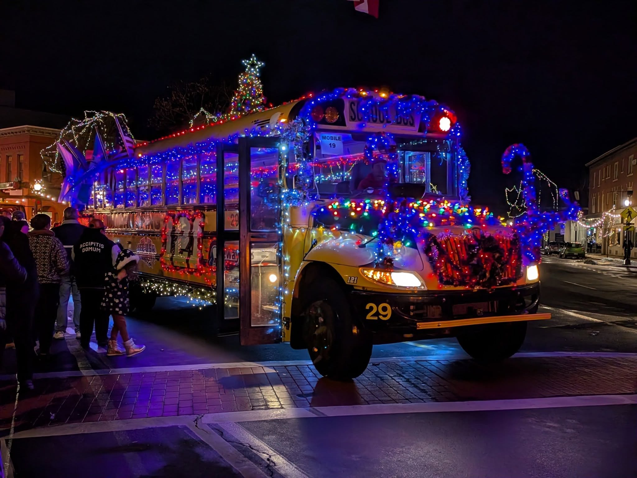 Volunteers Needed for Traffic Control at Rochester’s Holiday Parade