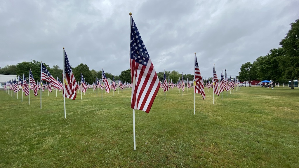 550 Flags to Honor Veterans at Rochester Common Memorial Day Display