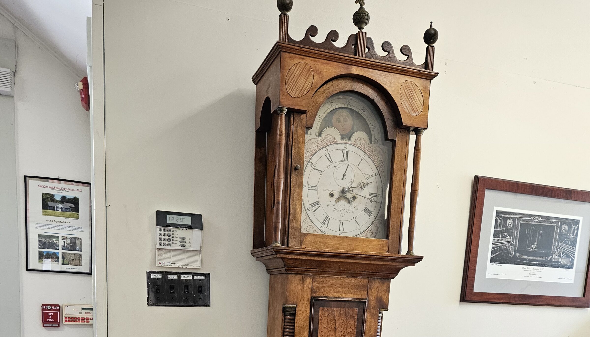 Rochester Historical Society Acquires Rare Early 19th-Century Clock Crafted by James Cole