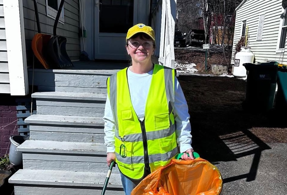 Rochester Main Street Honors Kris Connor as Volunteer of the Month