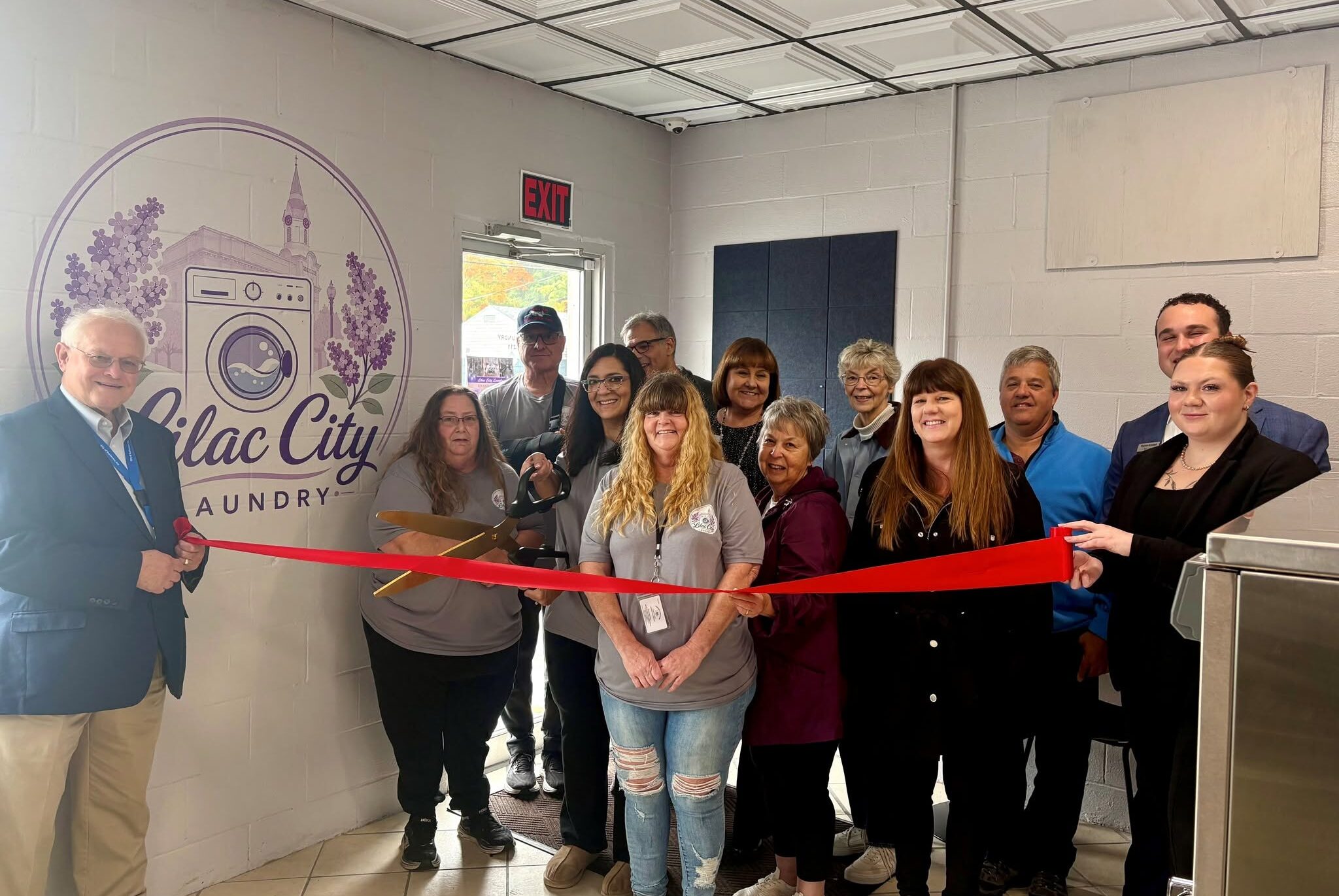 Greater Rochester Chamber of Commerce Celebrates Opening of Lilac City Laundry with Ribbon-cutting Ceremony